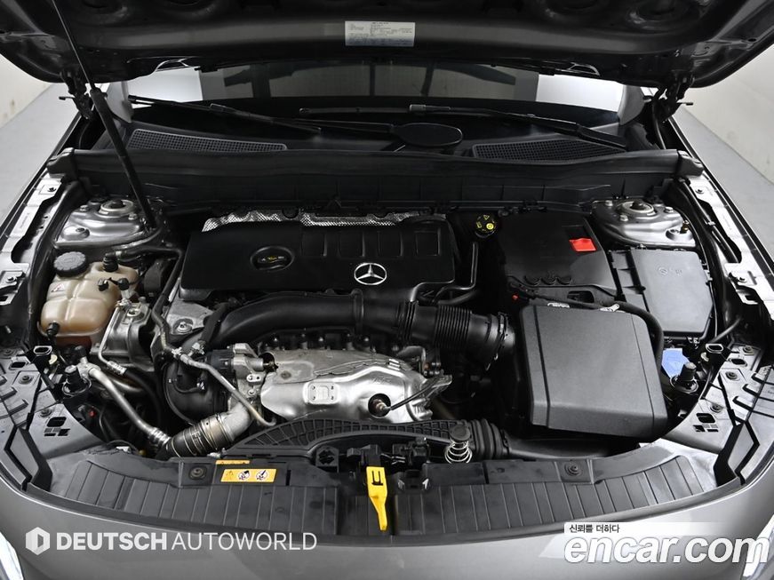 Mercedes-Benz GLB-Class 2022
