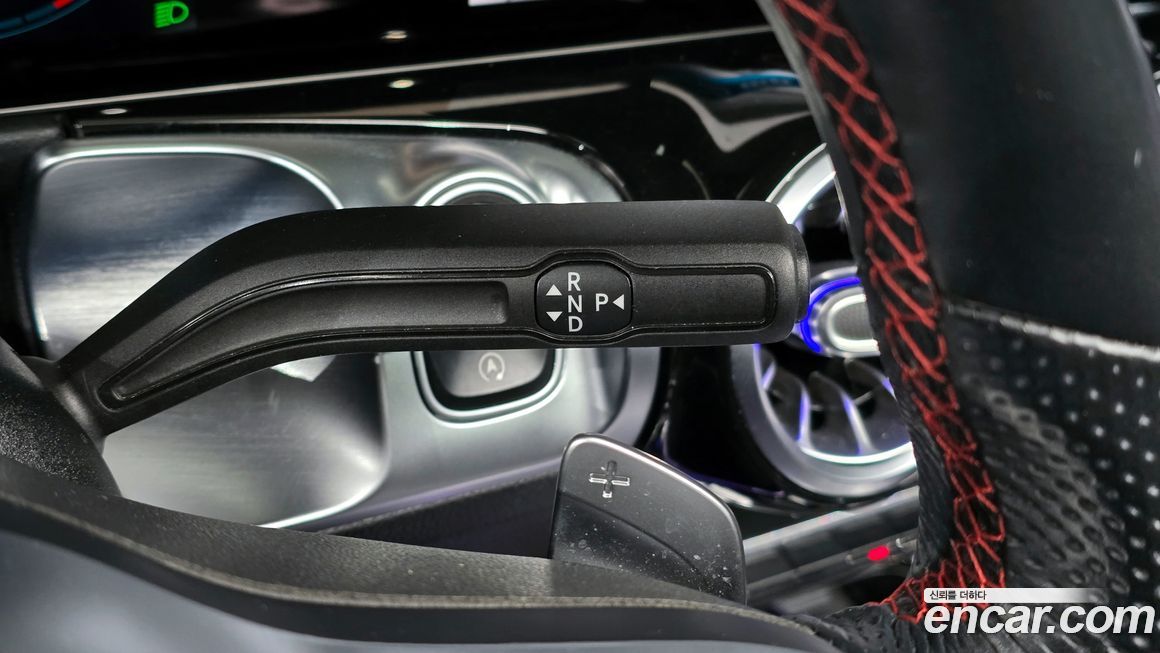 Mercedes-Benz GLB-Class 2020