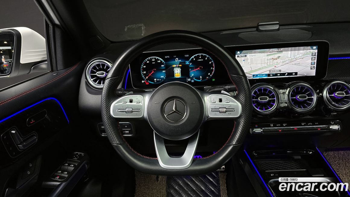 Mercedes-Benz GLB-Class 2020