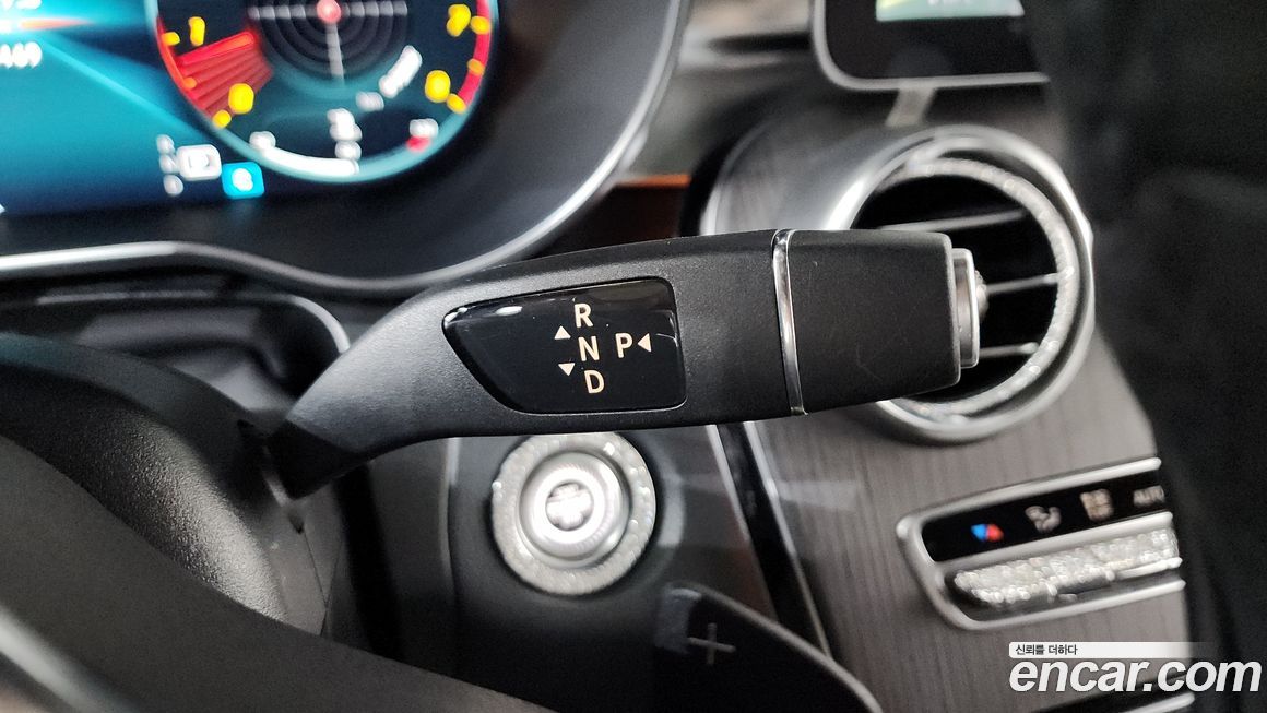 Mercedes-Benz GLC-Class 2020