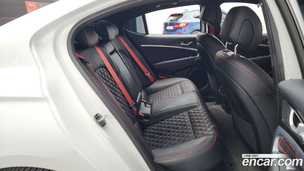 Genesis G70 2021