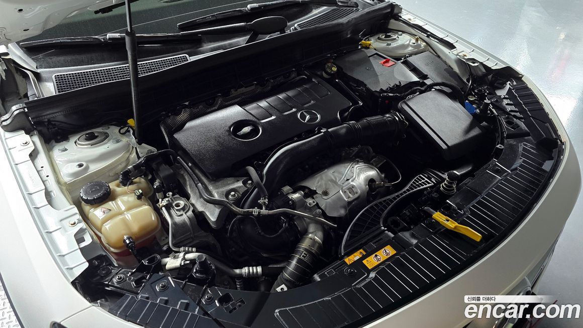 Mercedes-Benz GLB-Class 2020