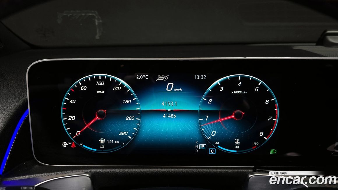 Mercedes-Benz GLB-Class 2020