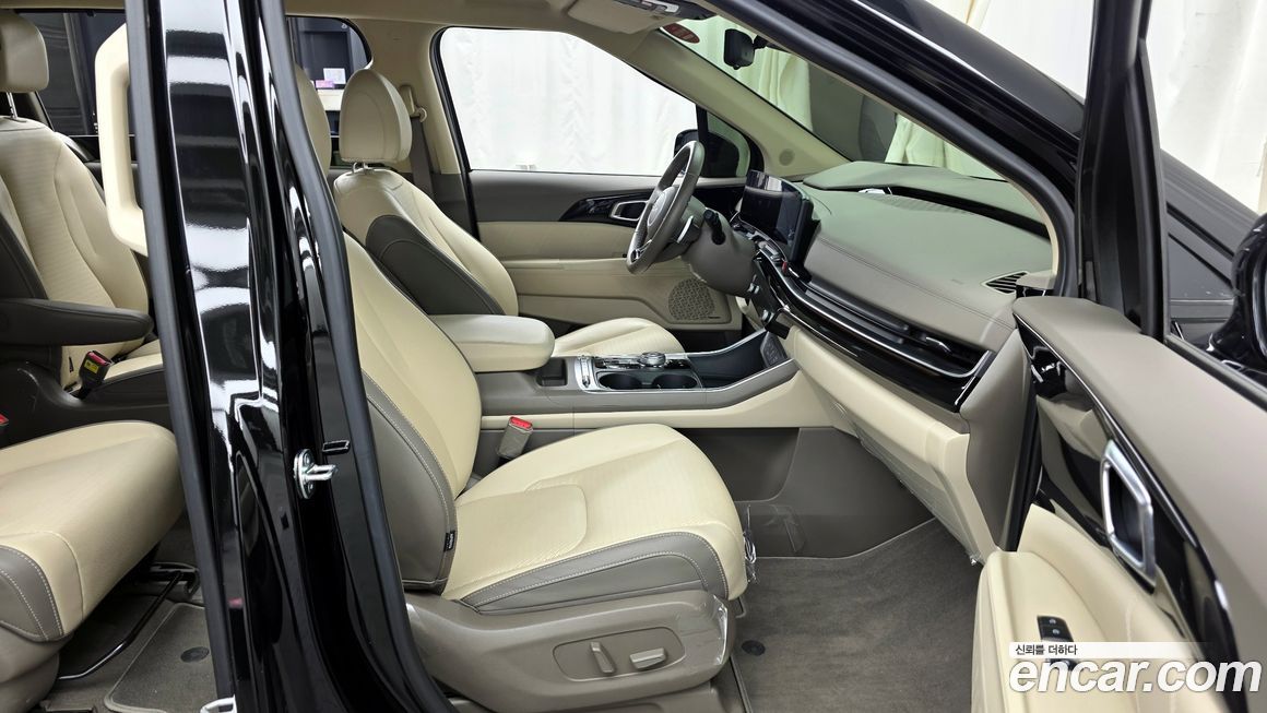 Kia Canival 2025