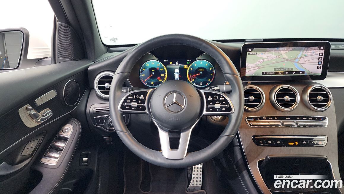 Mercedes-Benz GLC-Class 2020