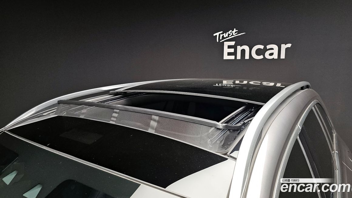 Mercedes-Benz GLB-Class 2021