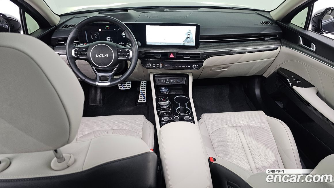 Kia K5 2025