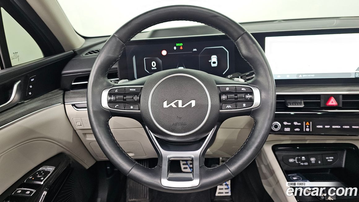 Kia K5 2025