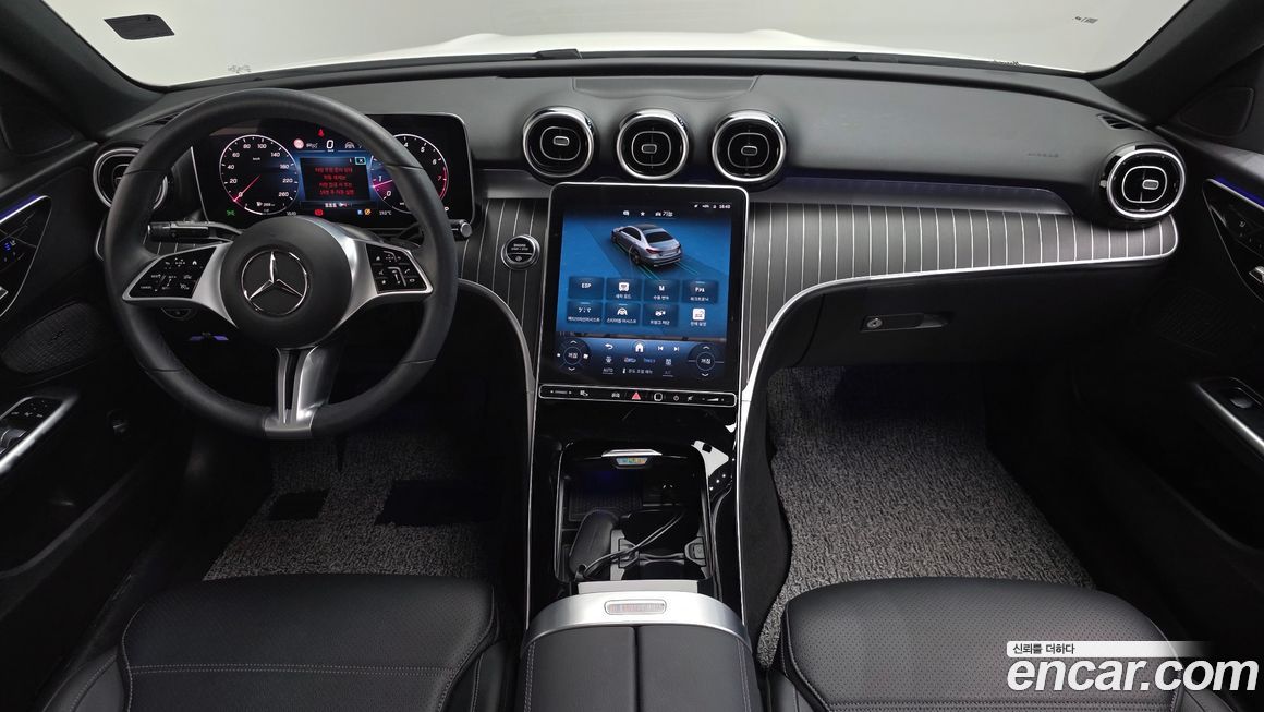 Mercedes-Benz C-Class 2024