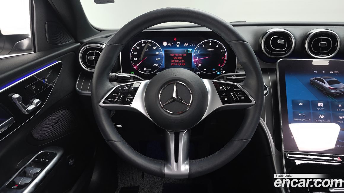 Mercedes-Benz C-Class 2024