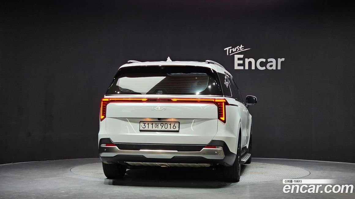 Kia Canival 2024