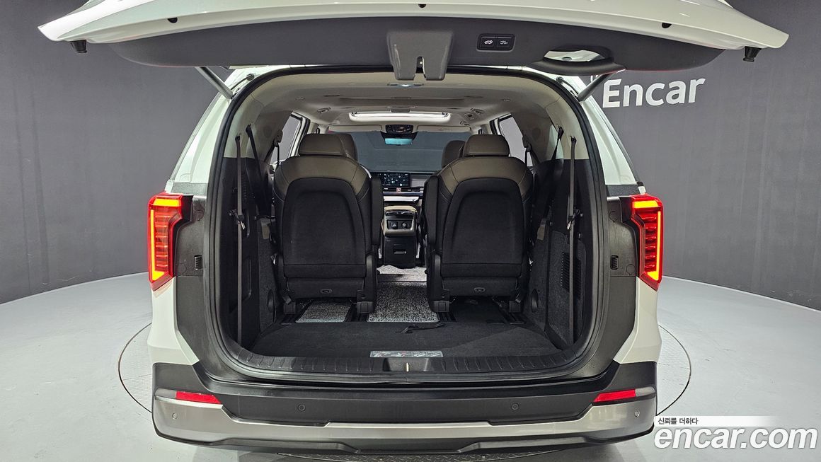Kia Canival 2024