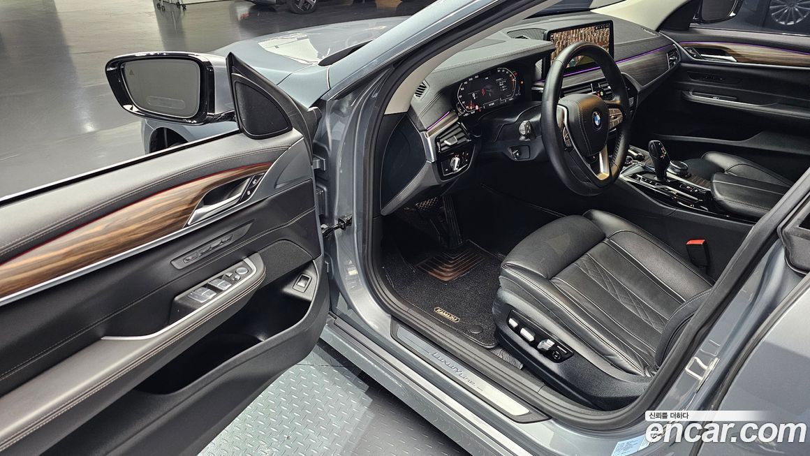 BMW Gran Turismo 2023