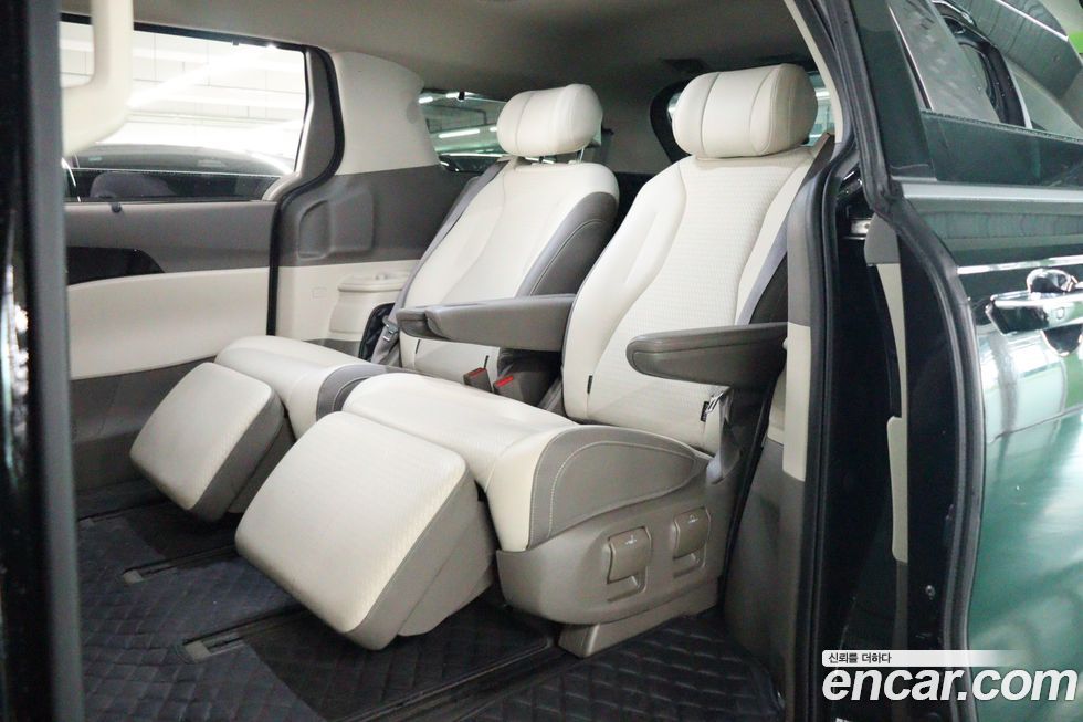 Kia Canival 2024