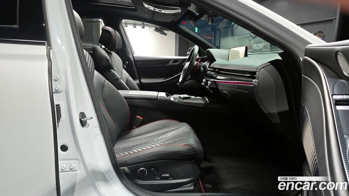 Genesis G80 2022