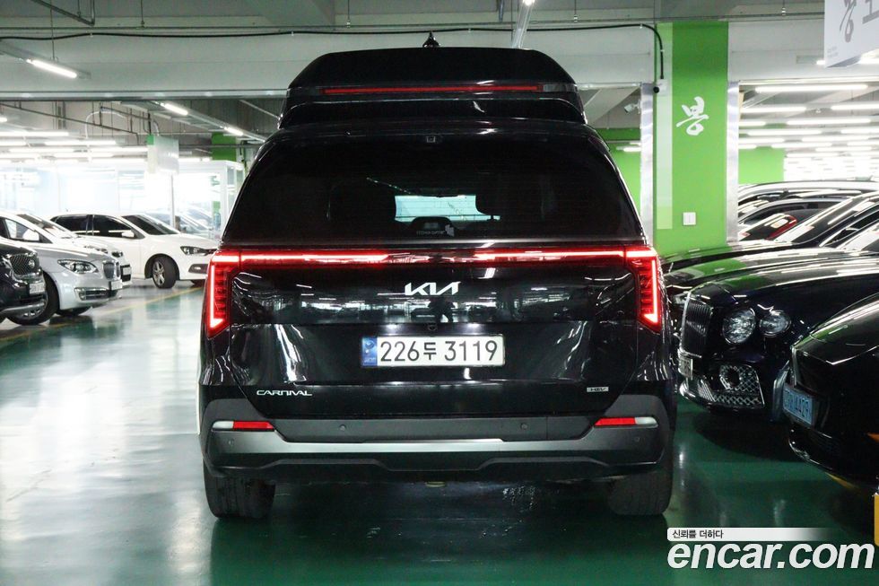 Kia Canival 2024