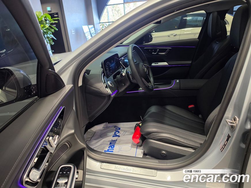 Mercedes-Benz E-Class 2025