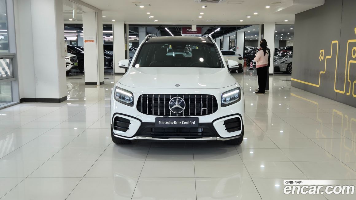 Mercedes-Benz GLB-Class 2025