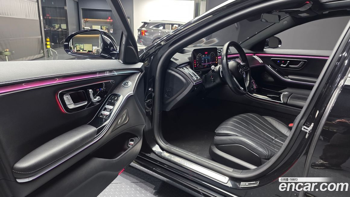 Mercedes-Benz S-Class 2021