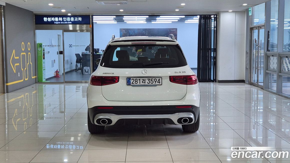 Mercedes-Benz GLB-Class 2025