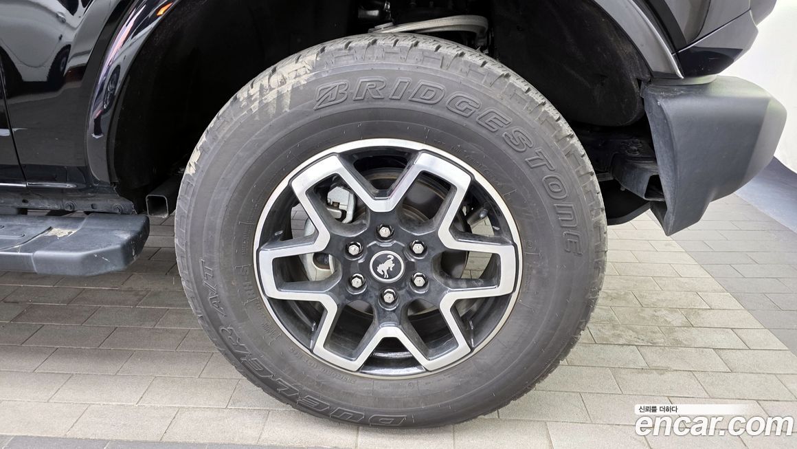 Ford Bronco 2024