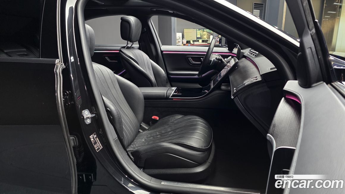 Mercedes-Benz S-Class 2021