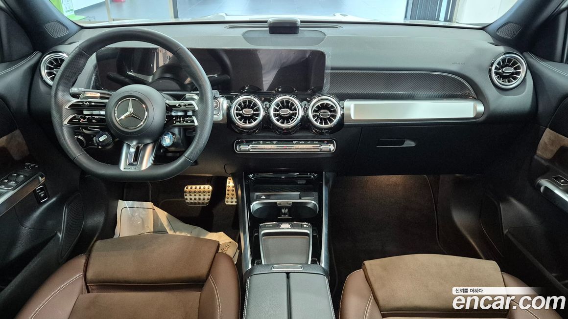 Mercedes-Benz GLB-Class 2025