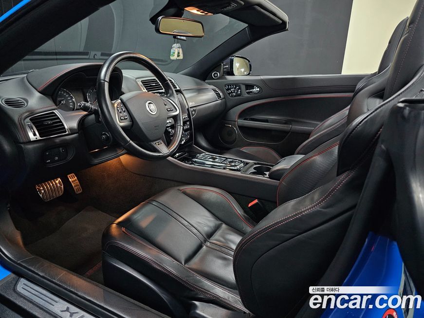 Jaguar XKR 2013
