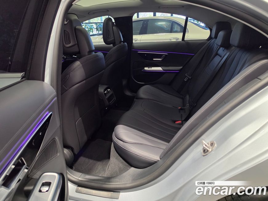 Mercedes-Benz E-Class 2025