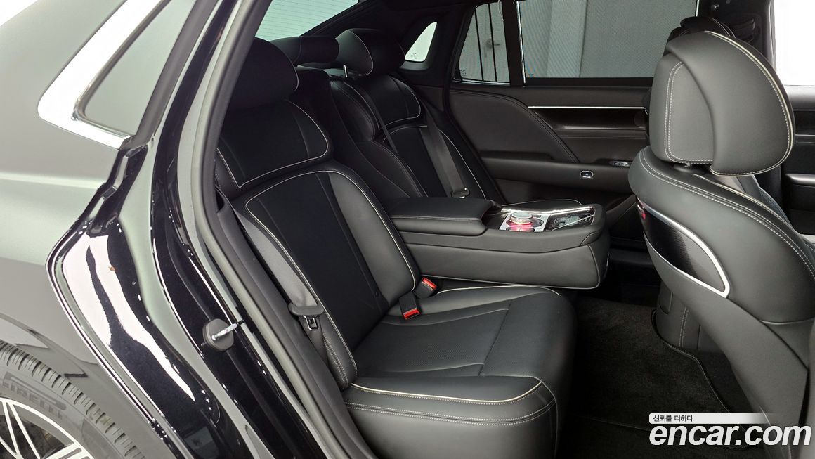 Genesis G90 2024