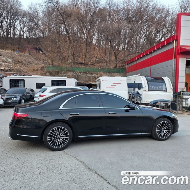 Mercedes-Benz S-Class 2022
