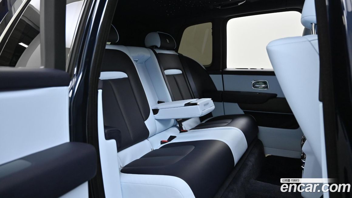 Rolls-Royce Cullinan 2025