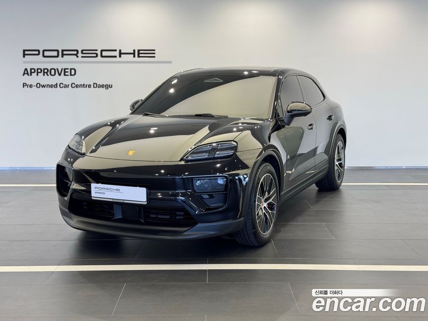 Porsche Macan 2025