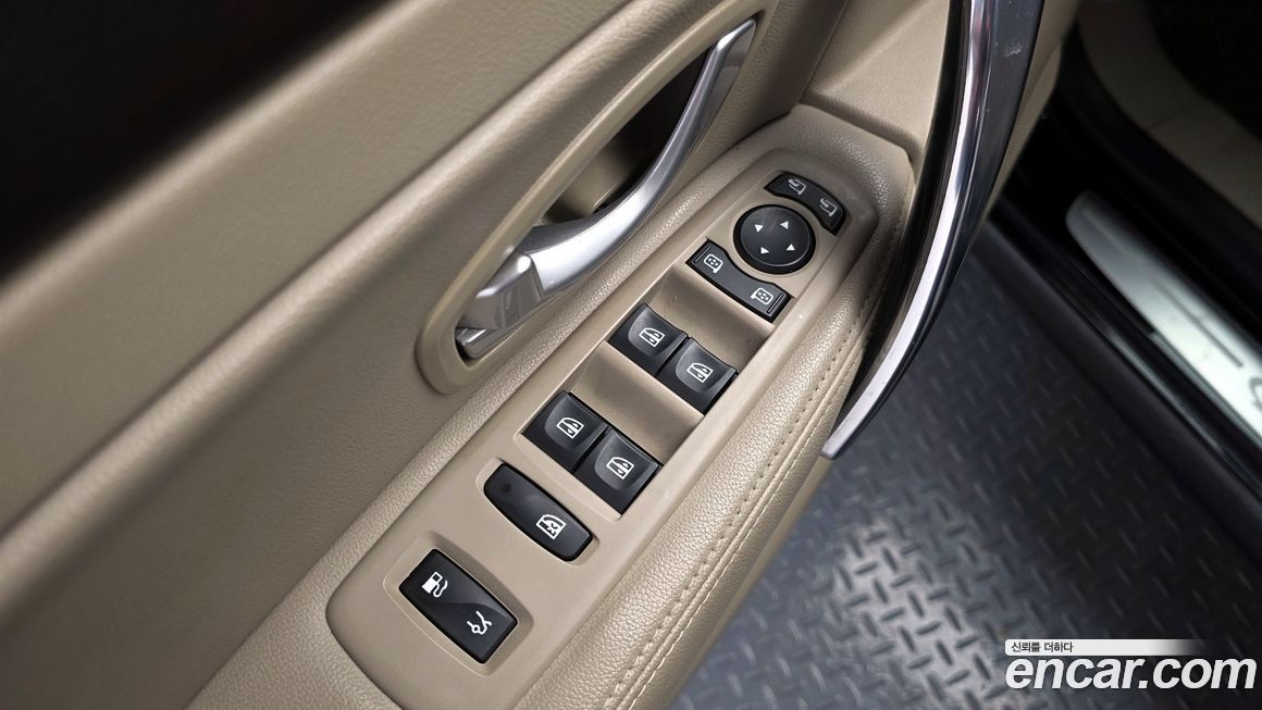 Renault-KoreaSamsung SM5  2013