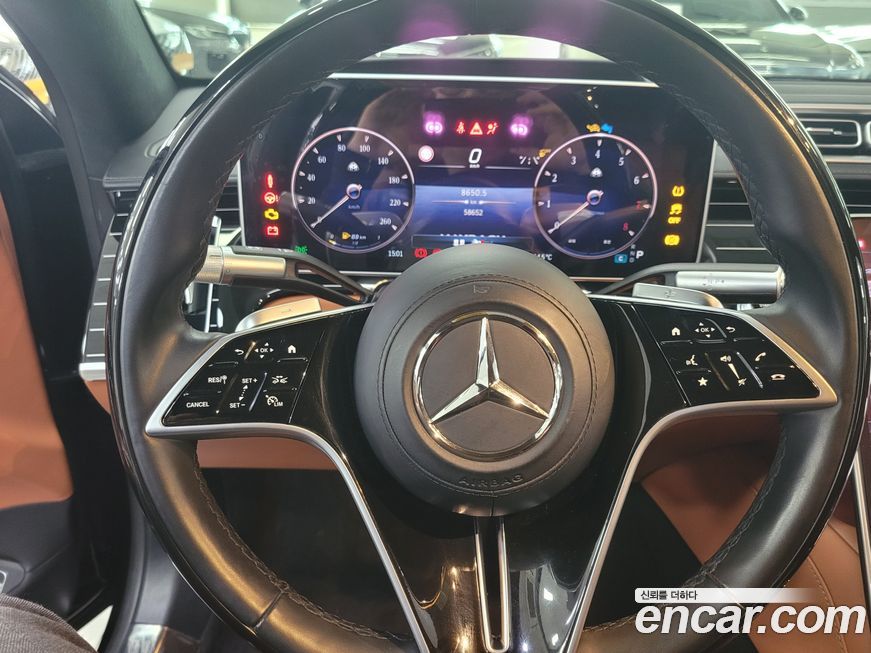 Mercedes-Benz S-Class 2024