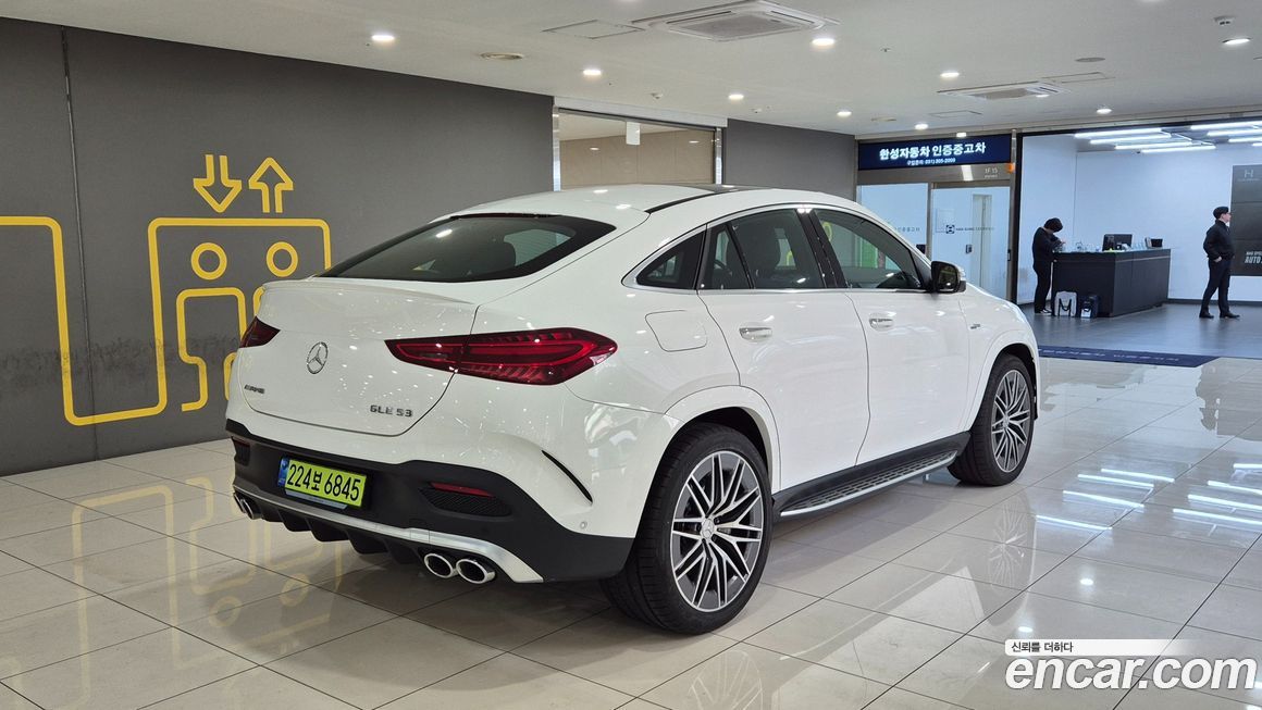 Mercedes-Benz GLE-Class 2025