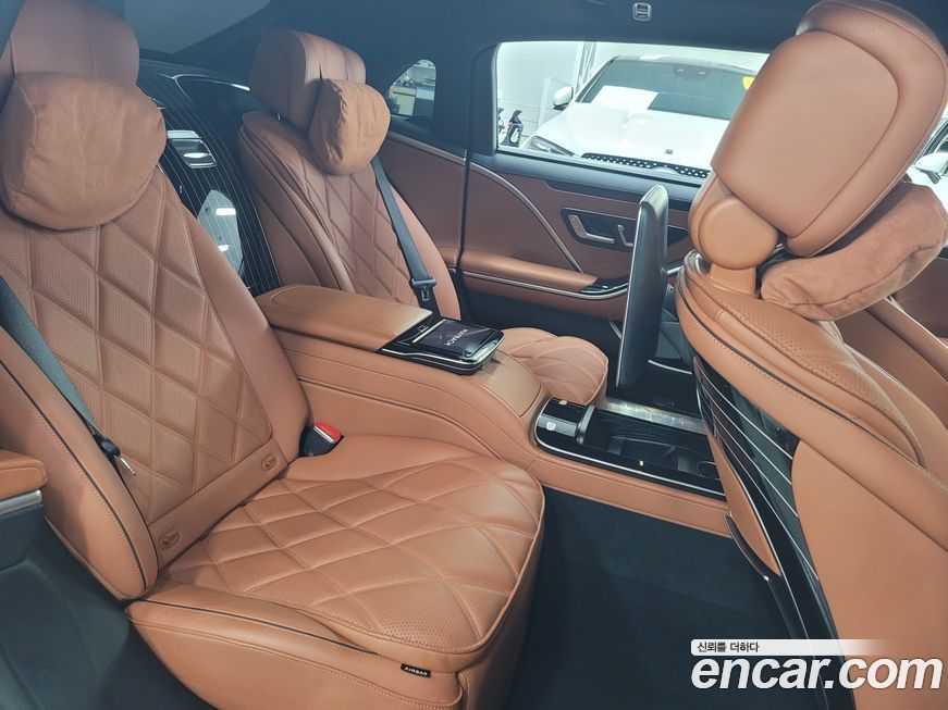 Mercedes-Benz S-Class 2024