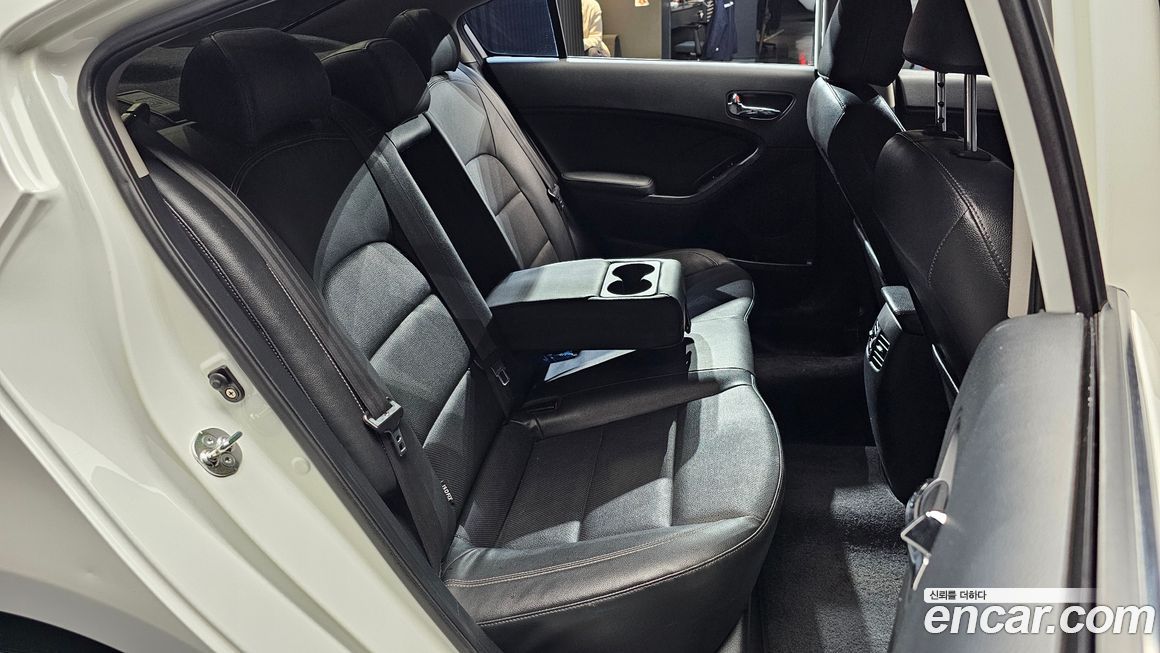 Kia K3 2015