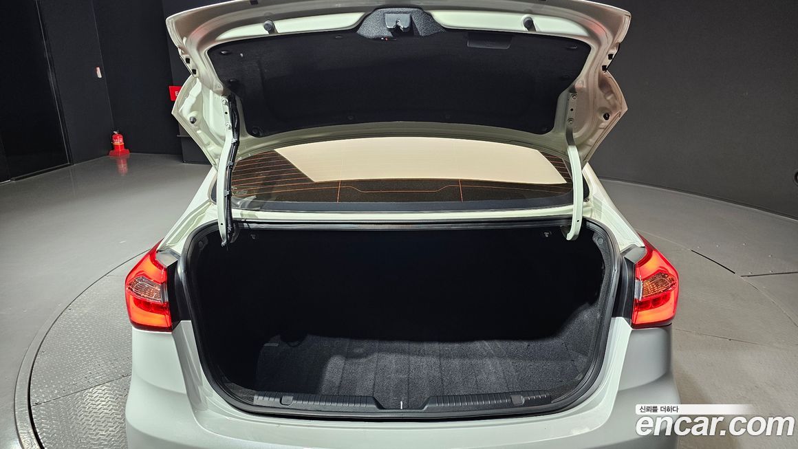 Kia K3 2015