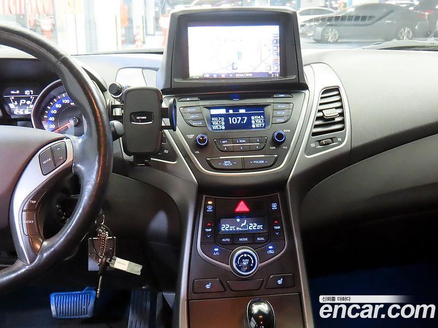 Hyundai AVANTE 2014