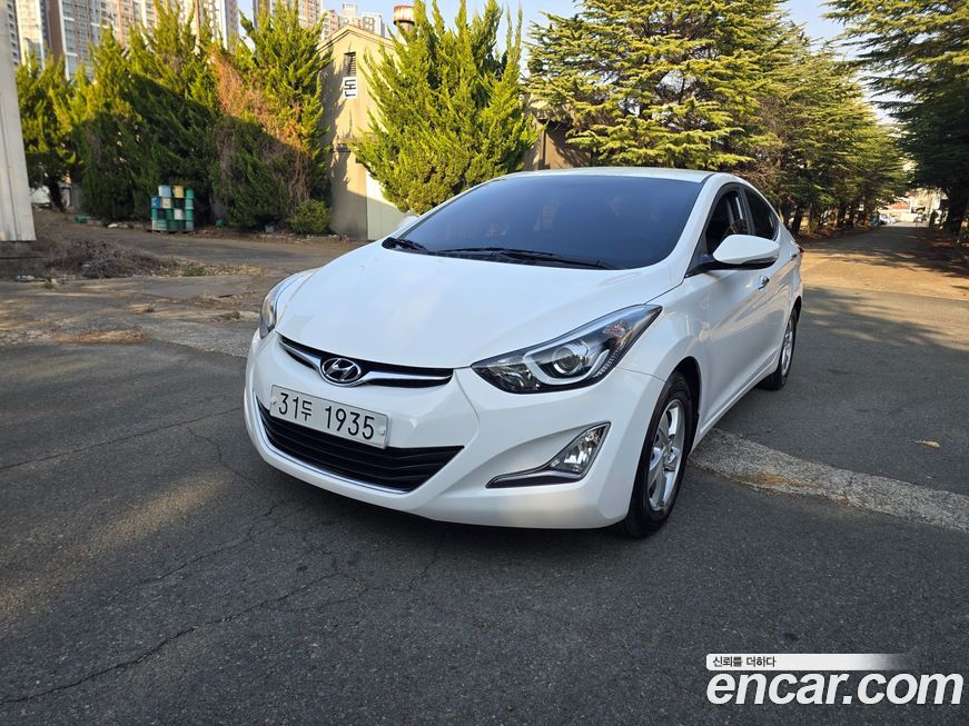 Hyundai AVANTE 2016