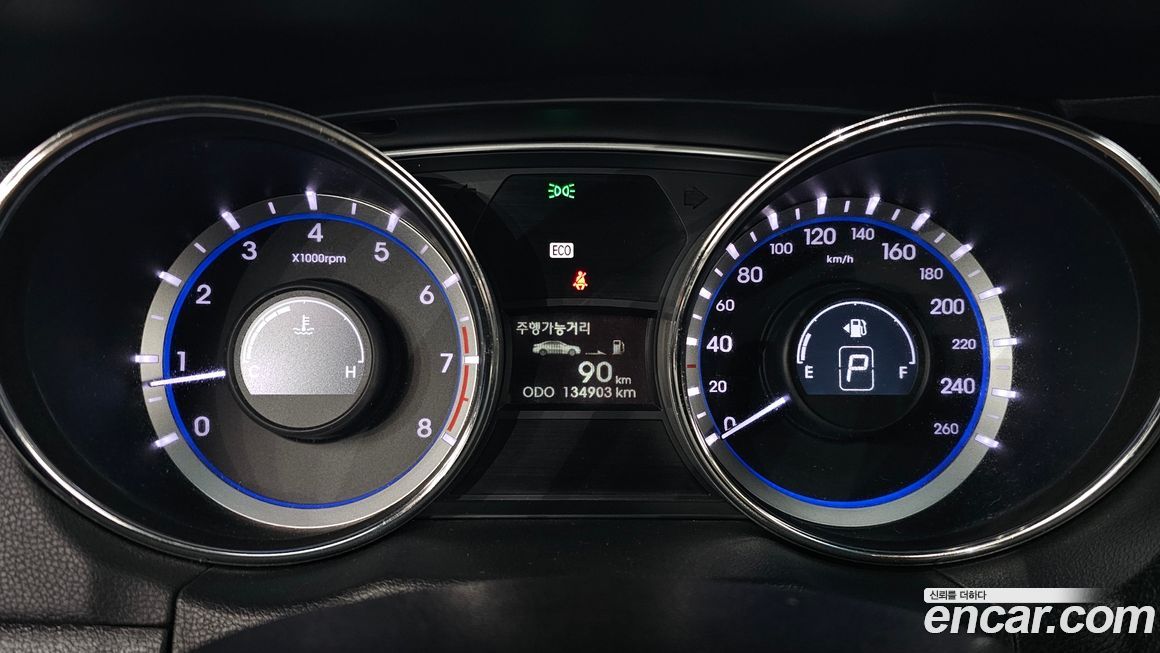 Hyundai Sonata 2010
