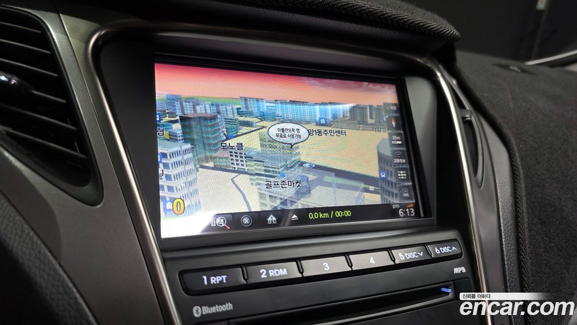 Hyundai Grandeur 2012