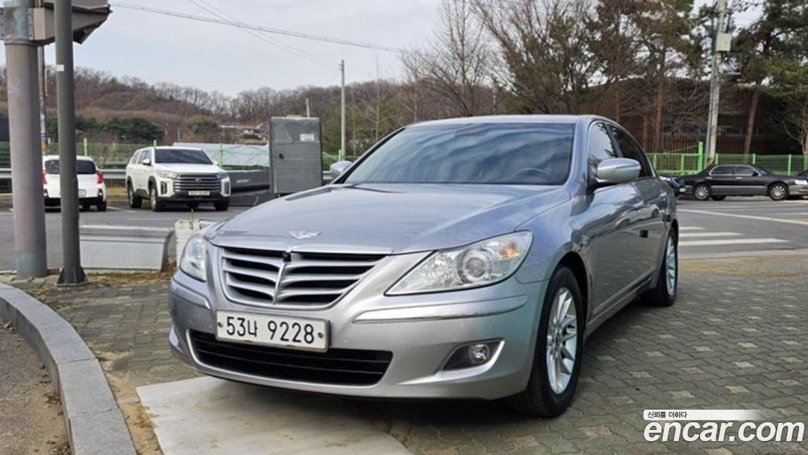 Hyundai Genesis 2010