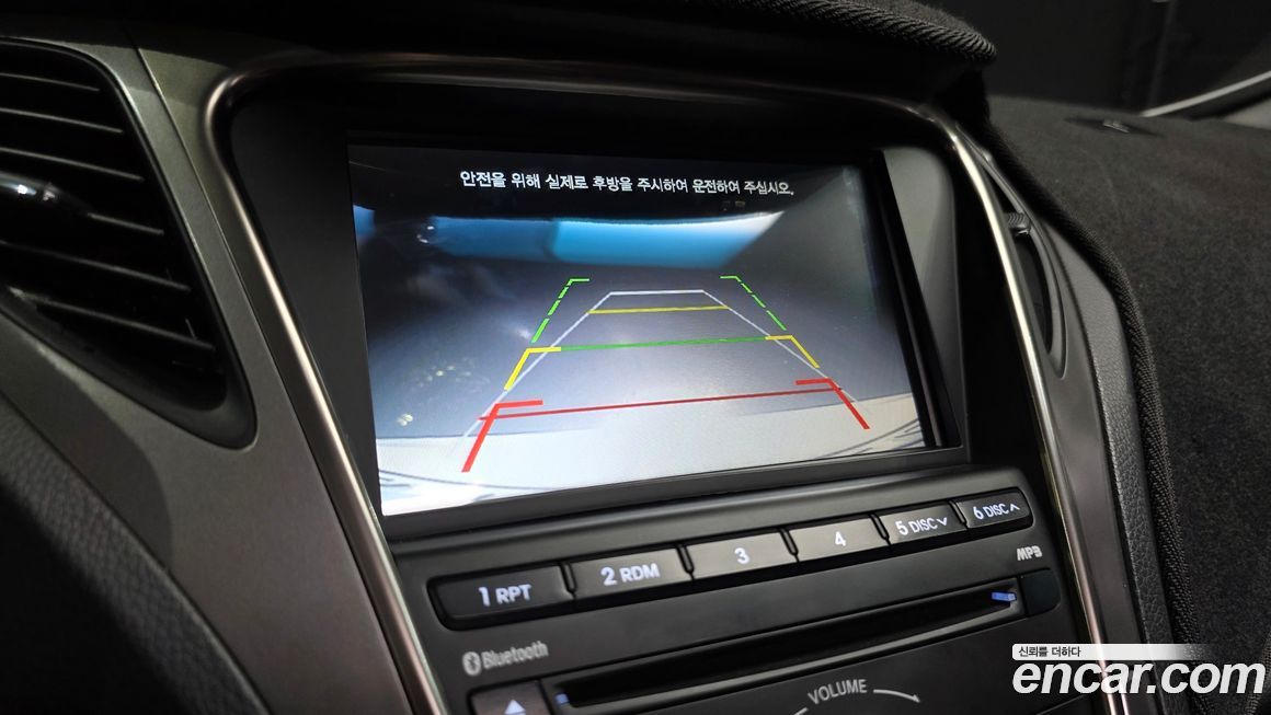 Hyundai Grandeur 2012