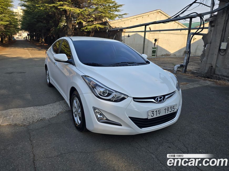 Hyundai AVANTE 2016