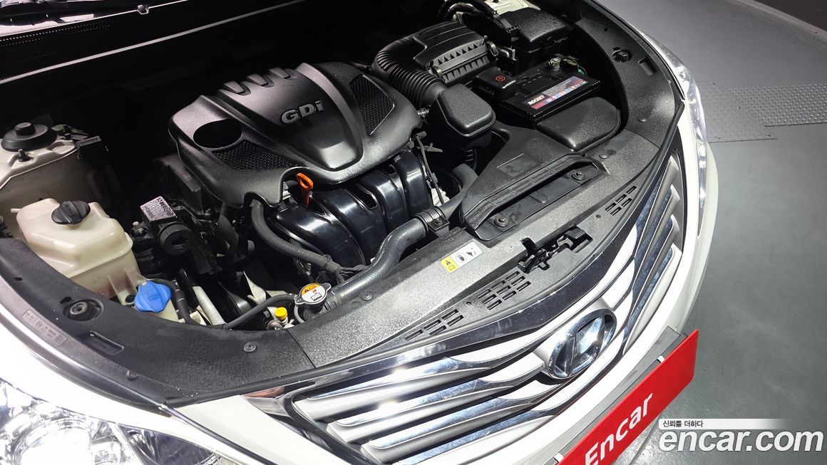 Hyundai Grandeur 2012