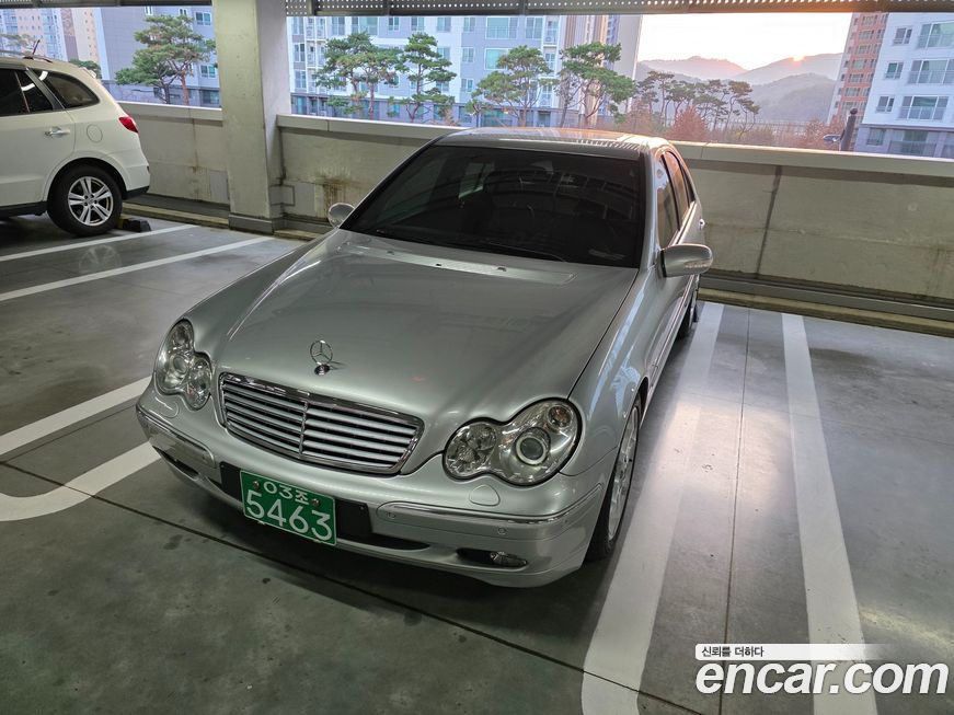 Mercedes-Benz C-Class 2004
