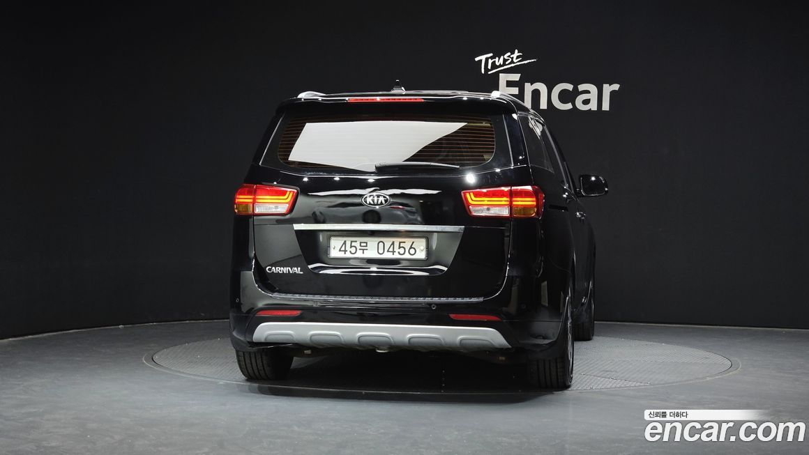 Kia Canival 2016