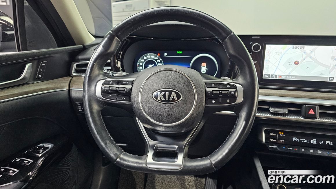 Kia K5 2021